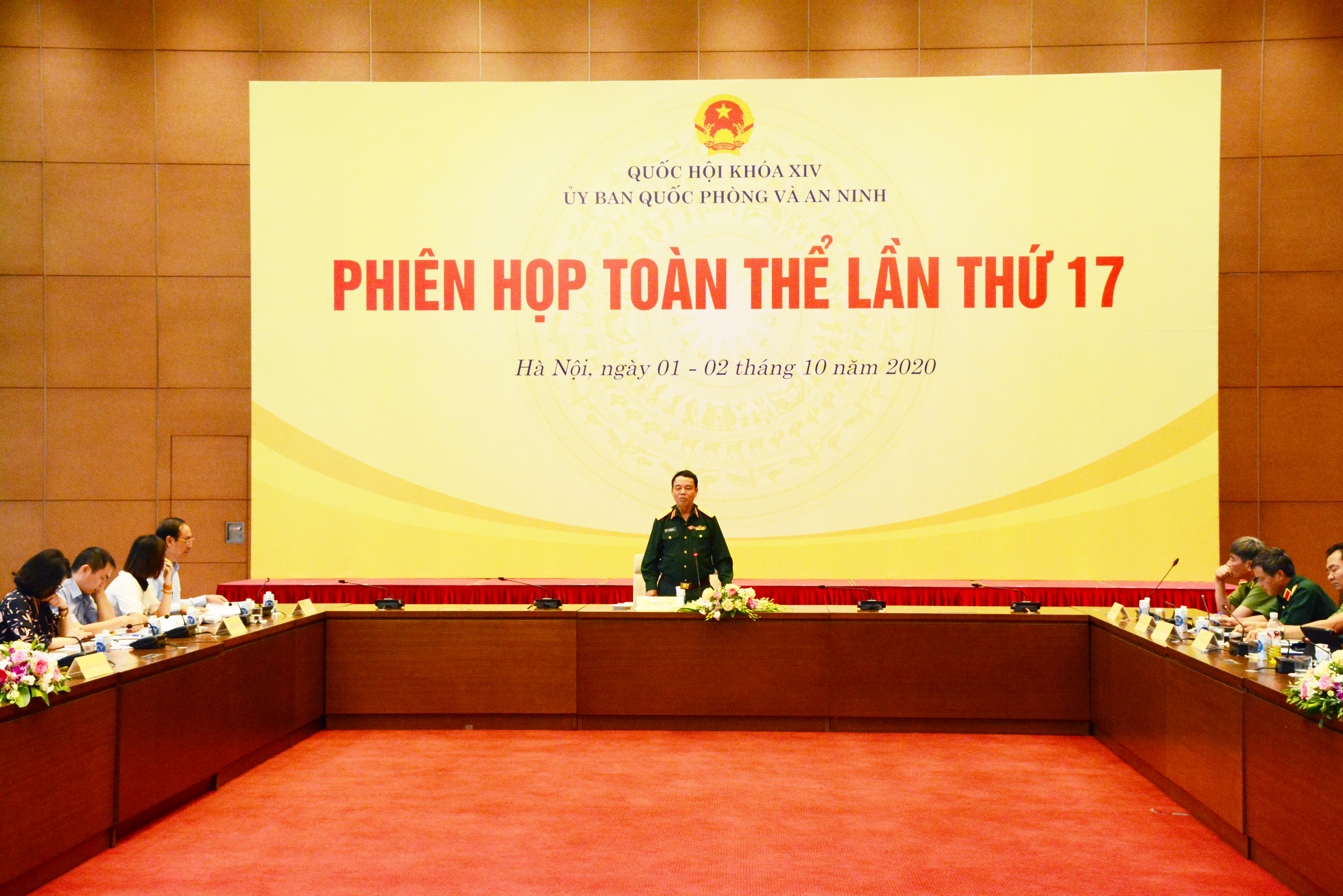 Ủy ban Quốc phòng và An ninh của Quốc hội cho ý kiến về dự án Luật Giao thông đường bộ (sửa đổi)